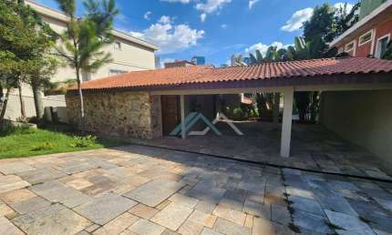 Casa com 3 dormitórios, sendo 1 suíte, 300 m² - venda por R$ 5.700.000 ou aluguel por R$ 17.373/mês - Alphaville 01 - Barueri/SP