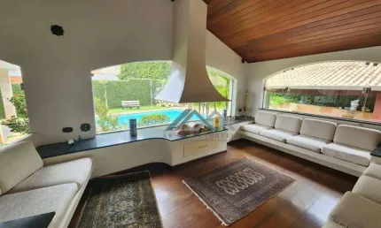Casa com 4 dormitórios, sendo 3 suítes à venda, 472 m² por R$ 3.745.000 - Alphaville 02 - Barueri/SP