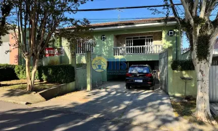 Casa com 4 quartos à venda na Rua Doutor Djalma Ferreira Lopes, 195, Guabirotuba, Curitiba por R$ 750.000