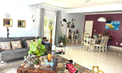 Casa à venda no bairro Suru - Santana de Parnaíba/SP