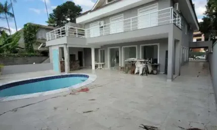 Casa à venda no bairro Alphaville Residencial Dois - Barueri/SP
