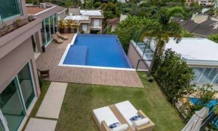 Casa para alugar no bairro Alphaville - Santana de Parnaíba/SP
