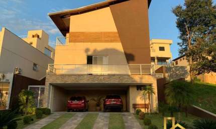 Casa à venda no bairro Suru - Santana de Parnaíba/SP