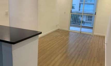 Apartamento com 3 quartos para alugar na Rua Marte, 429, Jardim Tupanci, Barueri