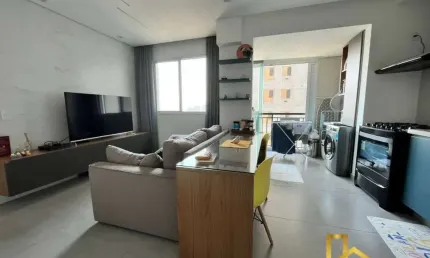 Apartamento à venda no bairro Jardim Tupanci - Barueri/SP