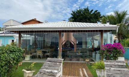 Condomínio 3 Marias Casa com 4 dormitórios à venda, 450 m² por R$ 1.590.000 - Centro - Igaratá/SP