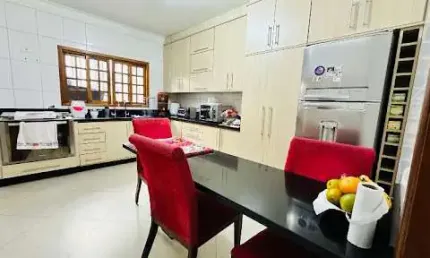 Casa com 4 dormitórios à venda, 250 m² por R$ 1.300.000,00 - Vila Augusta - Guarulhos/SP