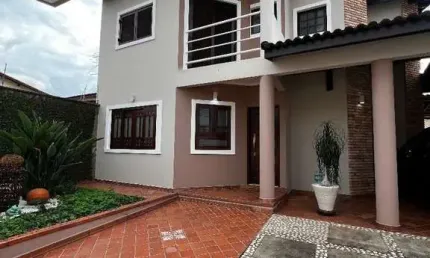Lindo Sobrado a venda com 3 dormitórios à venda, 251 m² com quintal e churrasqueira por R$ 1.440.000 - Jardim Santa Mena - Guarulhos/SP