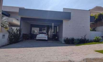 Venda | Casa com 213,00 m², 3 dormitório(s), 3 vaga(s). Swiss Park, Campinas