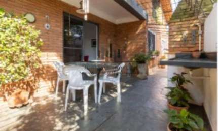 Casa à venda em Campinas, Parque São Quirino, com 4 quartos, com 323.95 m²