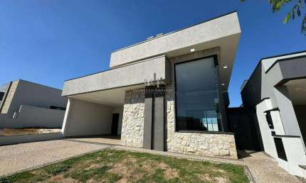 Casa à venda em Paulínia, Parque Brasil 500, com 3 suítes, com 213.33 m²