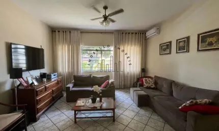 Casa à venda em Campinas, Bosque, com 3 quartos, com 203 m²