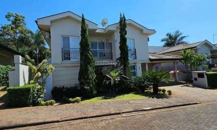 Casa à venda em Campinas, Parque Taquaral, com 4 suítes, com 200 m²