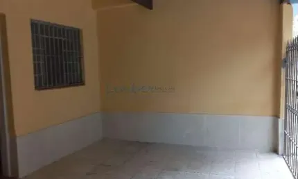 Casa com 2 quartos para alugar no Campo Grande, São Paulo 