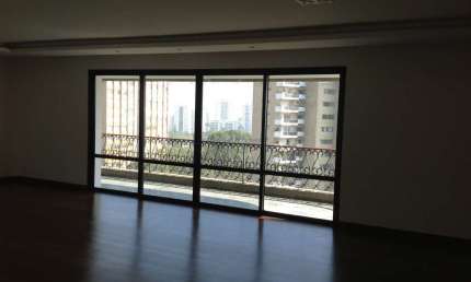 Apartamento com 3 quartos para alugar no Alto da Boa Vista, São Paulo 