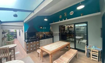 Casa com 4 dormitórios à venda, 218 m² por R$ 850.000,00 - Condomínio Parque das Araucárias - Tremembé/SP