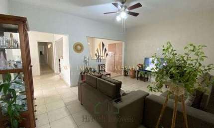 Casa à venda em Taubaté, Parque Residencial Bom Conselho, com 3 quartos, 155m²