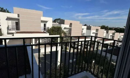 Sobrado Residencial à venda, Vila Areao, Taubaté - SO0029.