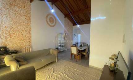 Casa à venda em Taubaté, Chácara do Visconde, com 3 quartos, 140m²