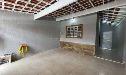 Casa à venda em Taubaté, Parque Urupês, com 2 quartos, 80m²