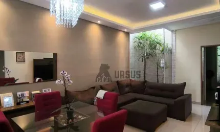 Casa com 3 dormitórios à venda, 152 m² por R$ 480.000,00 - Piracangaguá (Chácara Flórida) - Taubaté/SP