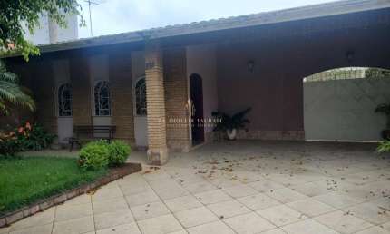 Casa de condomínio à venda, no Condomínio Marajoara,  em Taubaté, Jardim Marajoara, com 4 quartos, 420m²