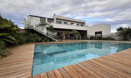 Sobrado em condomínio à venda, no Colonial Village 2,  em Pindamonhangaba, Alto do Cardoso, com 5 quartos, 888m²