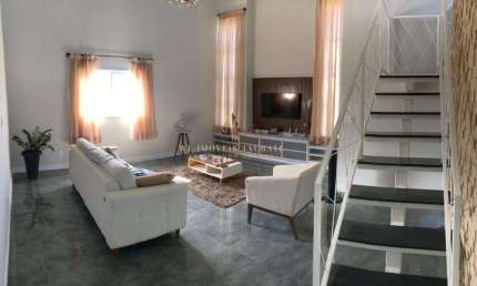 Casa de condomínio à venda, no Condomínio Colonial 2,  em Pindamonhangaba, Nossa Senhora do Perpétuo Socorro, com 3 quartos, 270m²