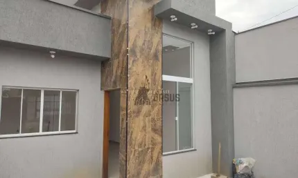 Casa com 3 dormitórios à venda, 90 m² por R$ 395.000,00 - Jardim Oásis - Taubaté/SP