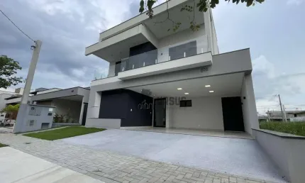 Casa no Condomínio Residencial Ouroville, Taubaté. 5 Suítes