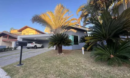 Casa com 3 dormitórios, 285 m² - venda por R$ 1.390.000,00 ou aluguel por R$ 5.500,00/mês - Condomínio Residencial Real Ville - Pindamonhangaba/SP