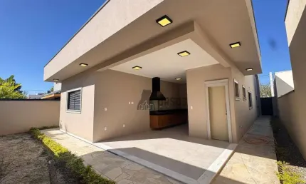 Casa em condomínio fechado com 3 quartos à venda na Rua Taubaté, 7000, Residencial Ouroville, Taubaté