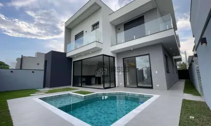 Casa a venda com 5 suítes, em Condomínio, Taubaté - SP