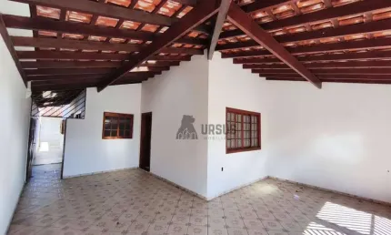 Casa com 2 quartos à venda na Rua Eduardo da Silva Neto, 593, Mombaça, Pindamonhangaba