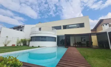 Casa nova em Atibaia próximo a Al Lucas Nogueira Garcez,  com 4 suítes, escritório,  piscina, área gourmet,  espaço gramado,  academia...