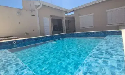 Casa térrea em condomínio fechado em Atibaia SP, próximo a Al Lucas Nogueira Garcez. Analisa permuta por apartamento no Tatuapé e no Maia em Guarulhos