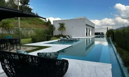 Casa nova térrea no condomínio Porto Atibaia em Atibaia SP