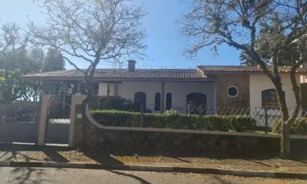 Casa com 3 quartos à venda na rua aloysio affonso nogueira, 30, loteamento loanda, atibaia, 300 m2 por r$ 1.400.000
