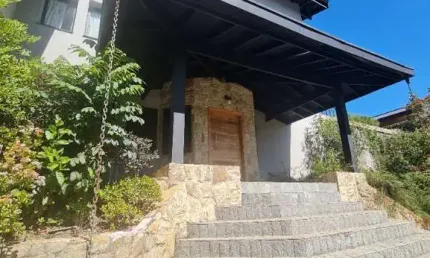 Casa em condomínio fechado com 4 quartos à venda na Avenida Santana, 2789, Condomínio Flamboyant-B, Atibaia