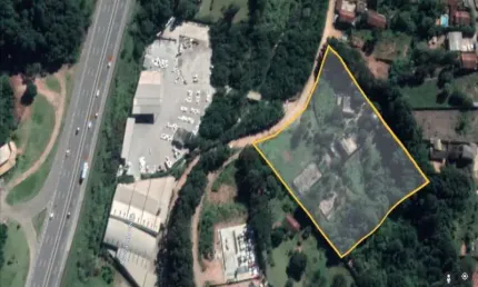 Atibaia sp área industrial 12.000 m² a 400 metros da fernão dias. bairro do portão atibaia sp  a melhor localização da rodovia fernão dias área do terreno: 12.000 m²