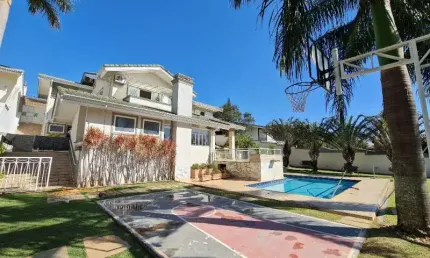 Casa em Atibaia SP no Condomínio Flamboyant, cerca de 60km de São Paulo.