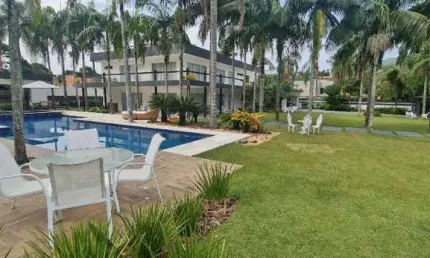 Imponente mansão de luxo com 4 suítes no Condomínio Flamboyant em Atibaia-SP - Venda ou Locação!