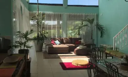 Imperdível Chácara à venda em Atibaia-SP, Jardim Estância Brasil: 3 quartos, 3 suítes, 3 salas, 6 banheiros, 8 vagas, 309m²!