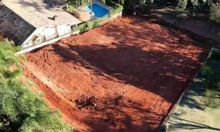 Terreno limpo no condomínio porto atibaia em atibaia sp.