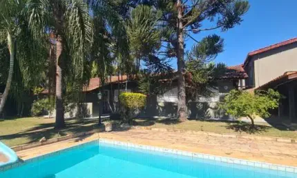 Casa  na vila giglio, atibaia-sp: 4 quartos, 2 suítes, 3 salas, 2 vagas de garagem, 300m² - venda ou locação