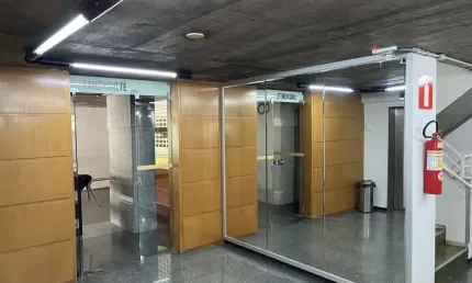 Sala comercial para alugar na Rua dos Aimorés, Funcionários, Belo Horizonte
