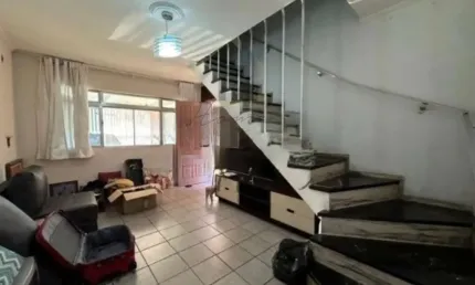 Sobrado à venda com 256m² -  3 dormitórios sendo 1 suíte.  bairro santa maria. são caetano do sul