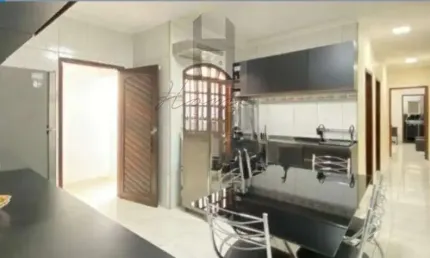 Casa à venda com 280 metros 2 dormitórios sendo 1 suíte. jardim utinga.  santo andré.