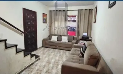Sobrado à venda na Vila Floresta, Santo André-SP: 4 quartos, 1 sala, 3 banheiros, 2 vagas de garagem!