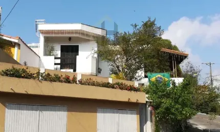 Imperdível Residência à Venda em Santo André-SP - Jardim Santo Alberto - 2 Quartos, 2 Salas, 2 Banheiros, 2 Vagas - 170m²